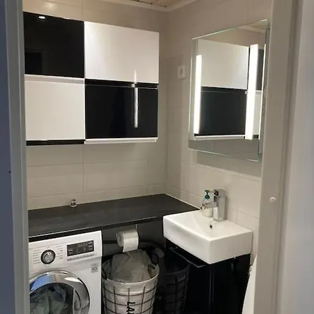 Апартаменты Hillside *